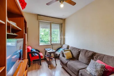 Apartamento com 2 Quartos à venda, 46m² no Cavalhada, Porto Alegre