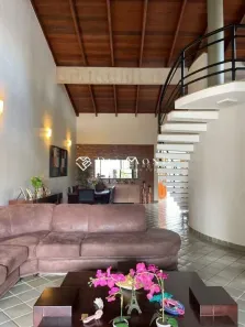 Casa com 3 Quartos à venda, 343m² no Jardim Karaíba, Uberlândia