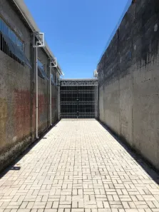 Galpão/Depósito/Armazém para alugar, 320m² no Parque São Luís, Taubaté
