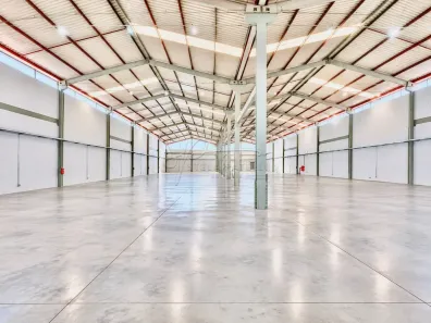 Galpão/Depósito/Armazém para alugar, 3325m² no Distrito Industrial, Cravinhos