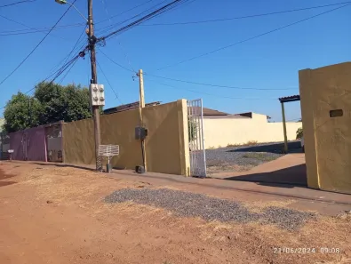 Casa com 3 Quartos à venda, 130m² no Jardim Presidente, Cuiabá