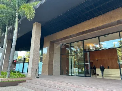Sala Comercial com 1 Quarto para alugar, 220m² no Cambuí, Campinas