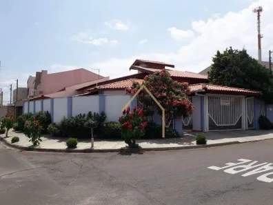 Casa com 3 Quartos à venda, 157m² no Parque Residencial Jaguari, Americana