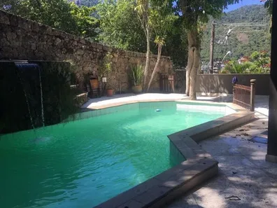 Casa de Condomínio com 3 Quartos à venda, 400m² no São Francisco, Niterói