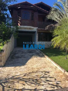 Casa de Condomínio com 4 Quartos à venda, 347m² no Jardim Imperial, Arujá