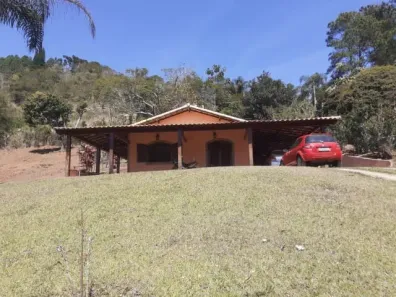Casa com 2 Quartos à venda, 10m² no Araras, Petrópolis
