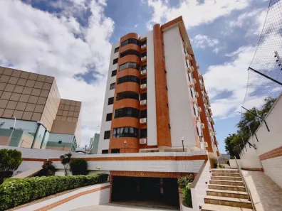 Apartamento com 3 Quartos para alugar, 106m² no Edson Queiroz, Fortaleza