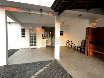 Sobrado com 4 Quartos à venda, 222m² no Vila Curuçá, Santo André