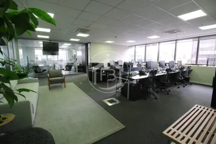 Sala Comercial para alugar, 250m² no Jardim Paulistano, São Paulo