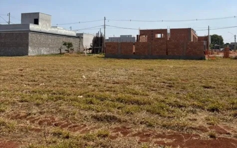 Lote/Terreno à venda, 280m² no Centro, Araraquara