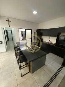 Casa com 3 Quartos à venda, 144m² no Vila Santana, Itapetininga