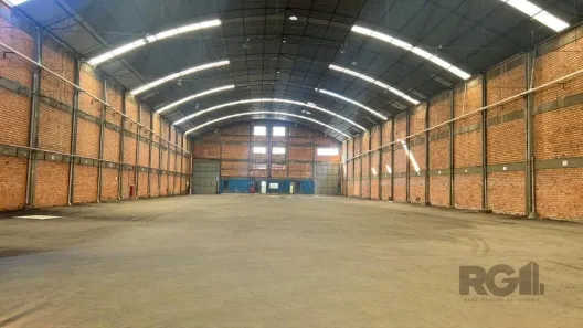 Galpão/Depósito/Armazém para alugar, 2100m² no Anchieta, Porto Alegre