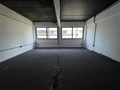 Sala Comercial para venda ou aluguel, 55m² no Freguesia (Jacarepaguá), Rio de Janeiro