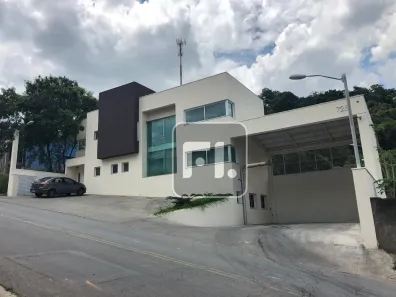 Prédio Comercial para alugar, 174m² no Jardim Frediani, Santana de Parnaíba