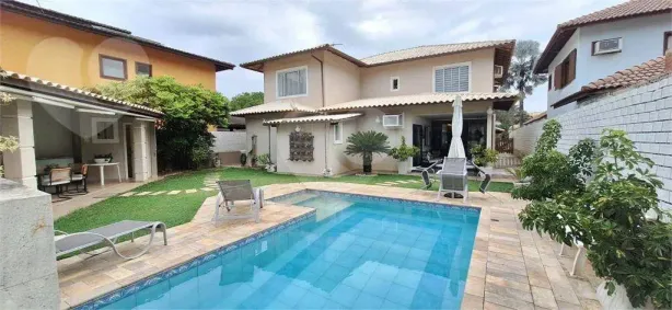 Casa de Condomínio com 4 Quartos à venda, 490m² no Camboinhas, Niterói