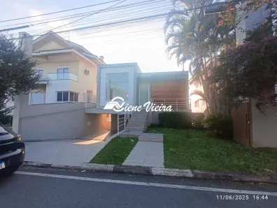 Casa de Condomínio com 3 Quartos à venda, 300m² no Arujá 5, Arujá