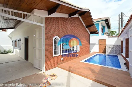 Casa com 3 Quartos à venda, 125m² no Centro, Peruíbe