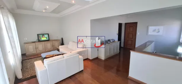 Casa à venda, 300m² no Jardim Bethânia, Franca