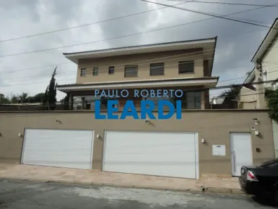 Casa com 5 Quartos para venda ou aluguel, 640m² no Jardim Leonor, São Paulo