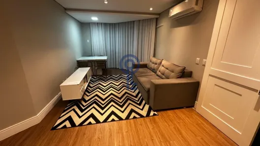 Apartamento com 3 Quartos para alugar, 85m² no Centro, Florianópolis