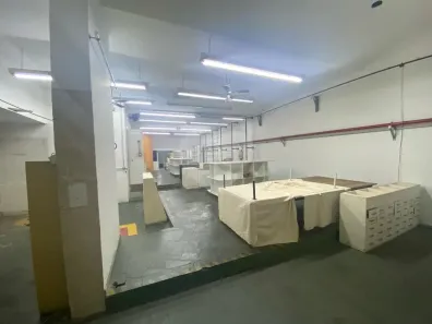 Galpão/Depósito/Armazém para alugar, 410m² no Itaim Bibi, São Paulo