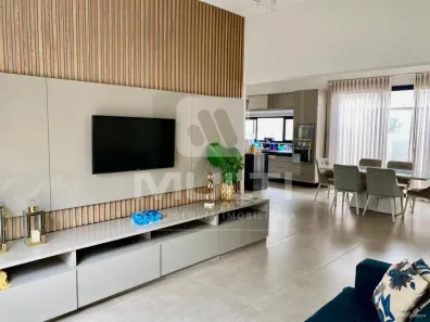 Casa de Condomínio com 3 Quartos para alugar, 197m² no Jardim Botânico, Uberlândia