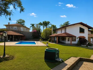 Casa de Condomínio com 3 Quartos para alugar, 2256m² no Granja Viana II, Cotia