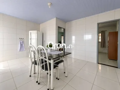 Casa de Condomínio com 3 Quartos à venda, 108m² no Condomínio Amin Camargo, Goiânia