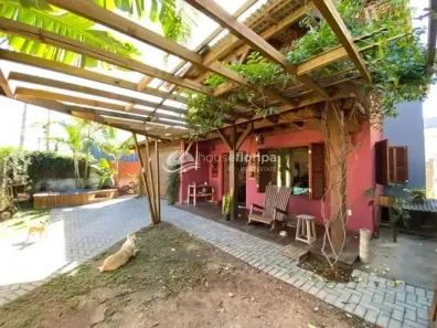 Casa com 2 Quartos à venda, 170m² no Rio Tavares, Florianópolis