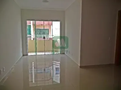 Apartamento com 3 Quartos para alugar, 74m² no Tubalina, Uberlândia