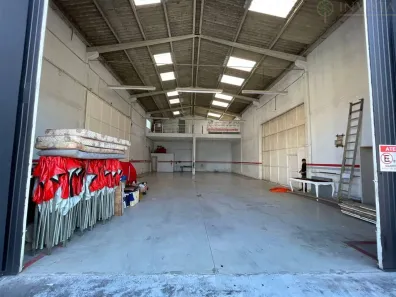 Galpão/Depósito/Armazém para alugar, 320m² no Areias, São José