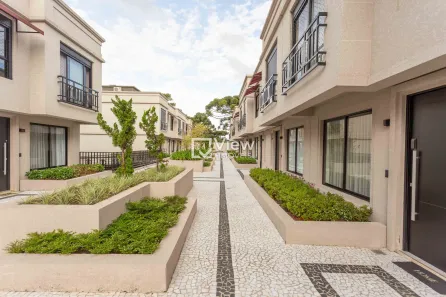 Casa de Condomínio com 3 Quartos à venda, 163m² no Campo Comprido, Curitiba