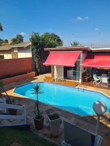 Casa de Condomínio com 3 Quartos à venda, 210m² no Caminhos de San Conrado (Sousas), Campinas