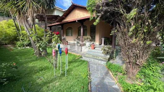 Fazenda/Sítio com 4 Quartos à venda, 120m² no Novo Horizonte, Betim