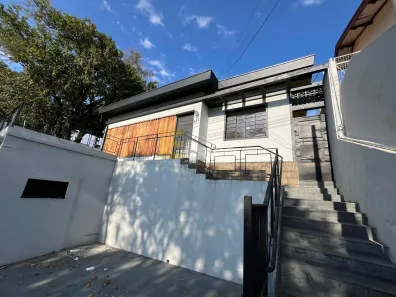 Casa com 3 Quartos à venda, 250m² no Chácaras Alpina, Valinhos