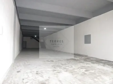 Ponto Comercial para alugar, 800m² no Cristo Redentor, Porto Alegre