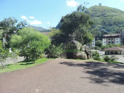 Apartamento com 2 Quartos à venda, 70m² no Samambaia, Petrópolis
