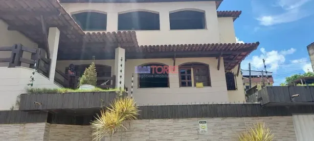 Casa com 5 Quartos à venda, 230m² no Pontalzinho, Itabuna