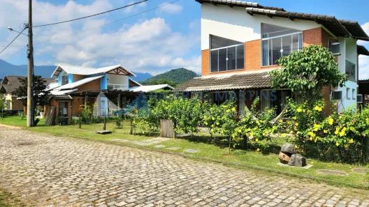 Casa de Condomínio com 5 Quartos à venda, 162m² no Tinguá, Nova Iguaçu