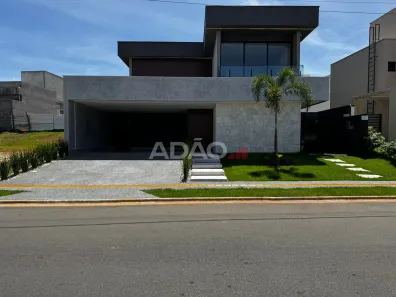 Casa de Condomínio com 4 Quartos à venda, 281m² no Jardins Capri, Senador Canedo