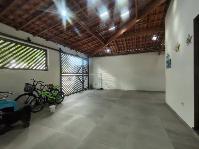 Sobrado com 3 Quartos à venda, 145m² no Caiçara, Praia Grande
