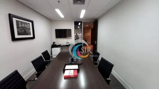 Sala Comercial para alugar, 200m² no Vila Olímpia, São Paulo