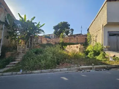Lote/Terreno à venda, 373m² no São Francisco de Assis, Esmeraldas