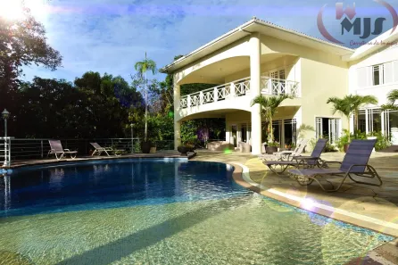 Casa com 6 Quartos à venda, 1300m² no Portão, Lauro de Freitas