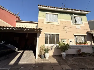 Casa de Condomínio com 4 Quartos à venda, 90m² no Centro, Canoas