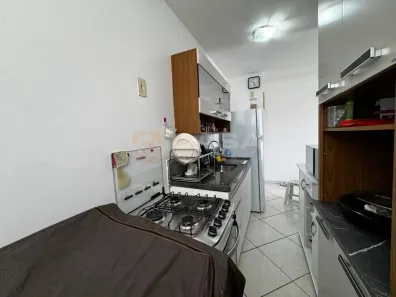 Apartamento com 3 Quartos à venda, 49m² no Castelândia, Serra