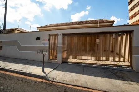 Casa com 2 Quartos à venda, 145m² no Vila Esperança (Vila Xavier), Araraquara