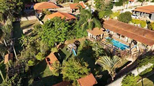 Fazenda/Sítio com 3 Quartos à venda, 1400m² no Dona Catarina, Mairinque