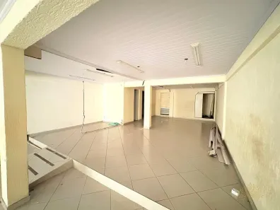 Ponto Comercial para alugar, 130m² no Centro, Niterói
