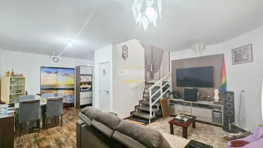 Sobrado com 2 Quartos à venda, 133m² no Vila Nova, Joinville